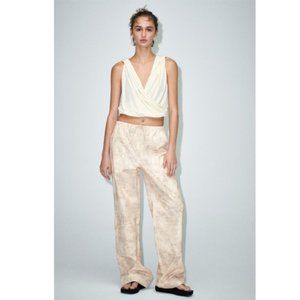 NWT Zara Printed Cargo Pants - Size XL